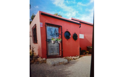 Resale - Equestrian property -
Zarra