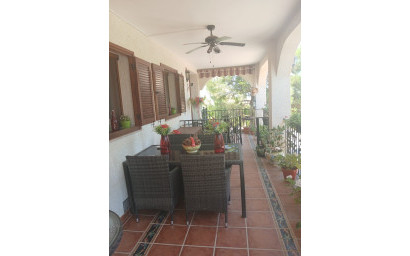 Resale - Equestrian property -
Zarra