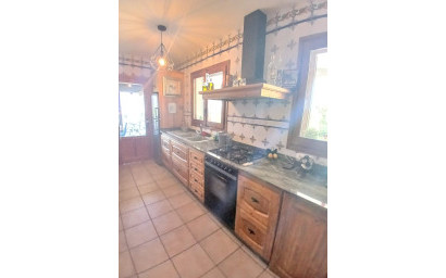 Resale - Equestrian property -
Zarra