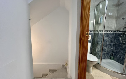 Resale - Townhouse -
Avileses