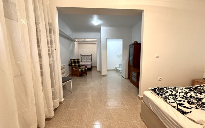 Resale - Townhouse -
Avileses