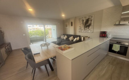 Herverkoop - Plat -
Entre Naranjos - Vistabella golf Los Montesinos