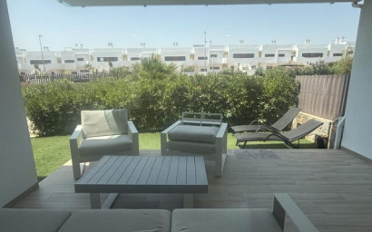 Herverkoop - Plat -
Entre Naranjos - Vistabella golf Los Montesinos