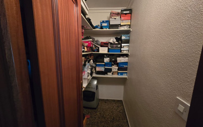 Herverkoop - Herenhuis -
Salinas