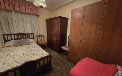 Herverkoop - Herenhuis -
Salinas