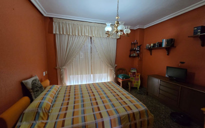 Herverkoop - Herenhuis -
Salinas