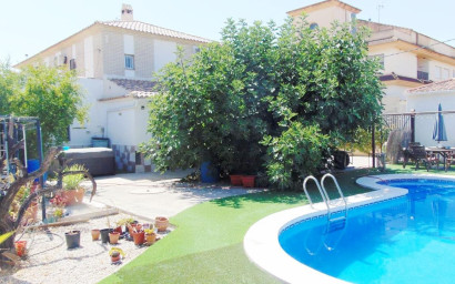 Resale - Villa -
Fortuna - FORTUNA