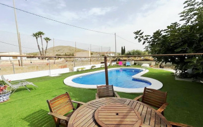 Resale - Villa -
Fortuna - FORTUNA