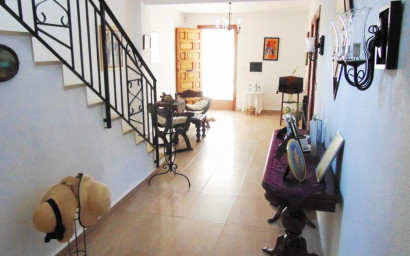 Resale - Villa -
Fortuna - FORTUNA