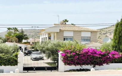 Resale - Villa -
Fortuna - FORTUNA