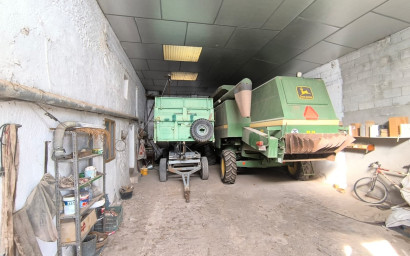 Resale - Finca / Country Property -
Yecla