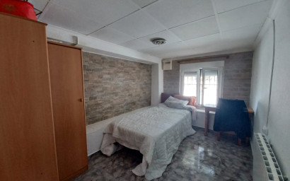 Herverkoop - Villa -
Sax