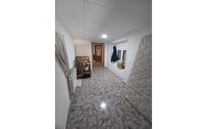 Herverkoop - Villa -
Sax