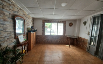 Herverkoop - Villa -
Sax