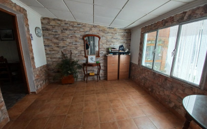 Herverkoop - Villa -
Sax