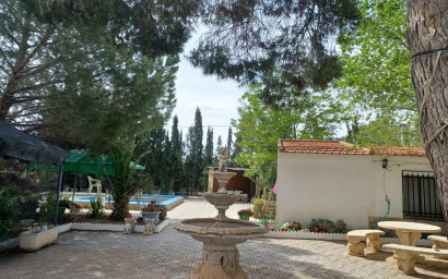 Herverkoop - Villa -
Sax