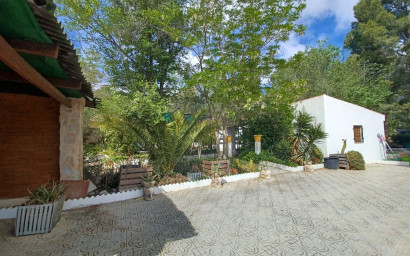 Herverkoop - Villa -
Sax