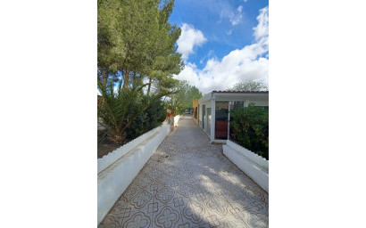 Herverkoop - Villa -
Sax