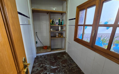 Resale - Townhouse -
Sax