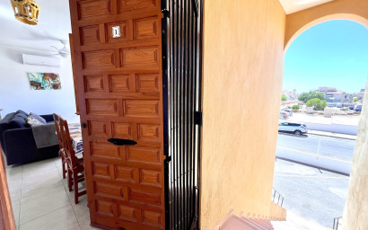 Herverkoop - Plat -
Playa Flamenca