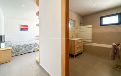 Resale - Villa -
Hondón de las Nieves - HONDON DE LAS NIEVES