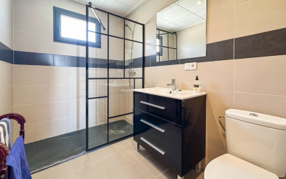 Resale - Villa -
Hondón de las Nieves - HONDON DE LAS NIEVES