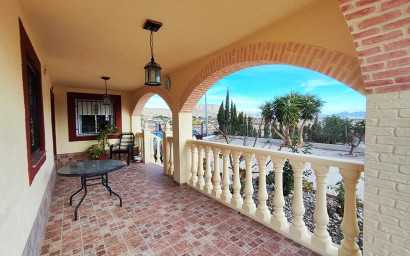 Resale - Villa -
Fortuna - FORTUNA