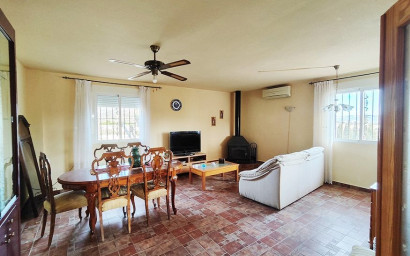 Resale - Villa -
Fortuna - FORTUNA