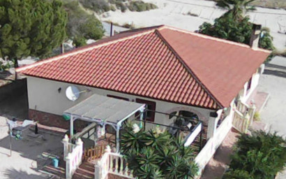 Resale - Villa -
Fortuna - FORTUNA