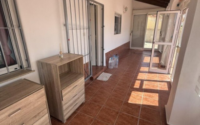 Herverkoop - Villa -
Fortuna