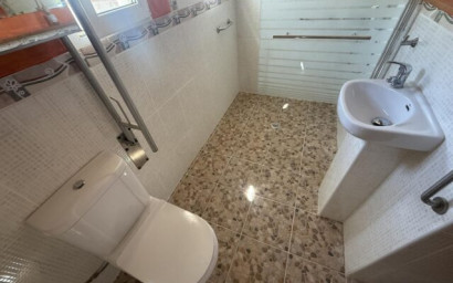 Herverkoop - Villa -
Fortuna