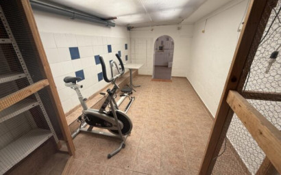 Herverkoop - Villa -
Fortuna