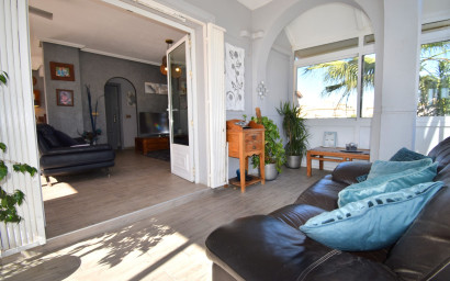 Herverkoop - Villa -
Orihuela Costa - Playa Flamenca