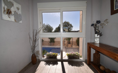 Herverkoop - Villa -
Orihuela Costa - Playa Flamenca