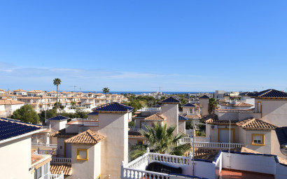 Herverkoop - Villa -
Orihuela Costa - Playa Flamenca