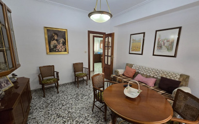 Revente - Appartement -
Sax