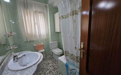 Revente - Appartement -
Sax