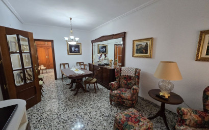 Revente - Appartement -
Sax