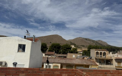 Resale - Townhouse -
La Romana