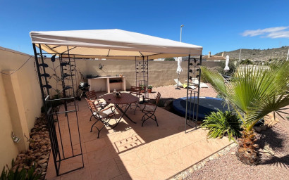 Resale - Villa -
Hondón de las Nieves - Urbaniz La Montañosa