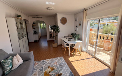 Resale - Villa -
Hondón de las Nieves - Urbaniz La Montañosa