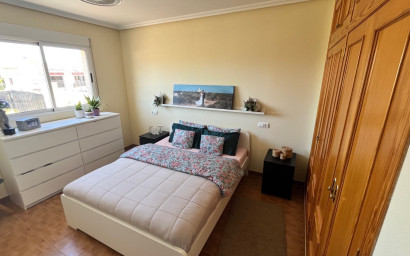 Resale - Villa -
Hondón de las Nieves - Urbaniz La Montañosa