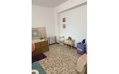 Herverkoop - Herenhuis -
Chirivel - El Contador