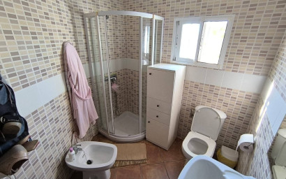 Herverkoop - Landhuis -
Yecla