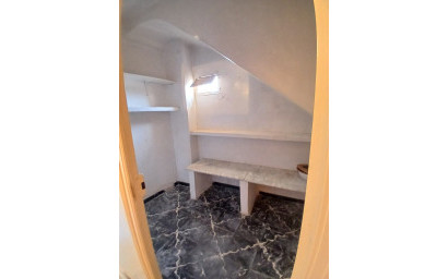 Revente - Maison mitoyenne -
Yecla