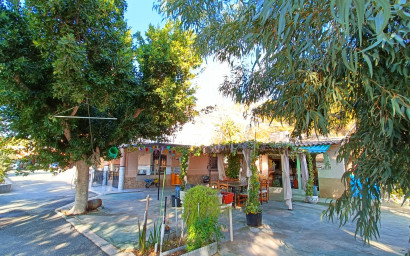 Herverkoop - Villa -
La Romana