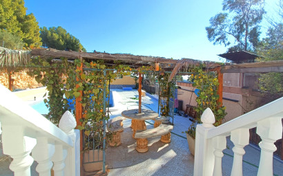 Herverkoop - Villa -
La Romana