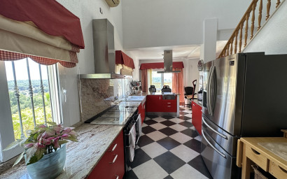 Revente - Villa -
Villamartín