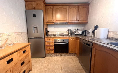 Revente - Maison mitoyenne -
La Mata