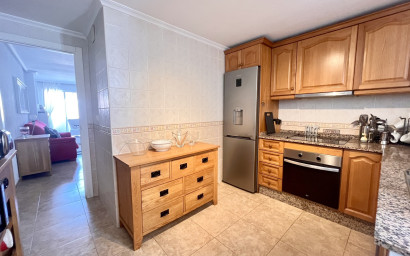 Revente - Maison mitoyenne -
La Mata